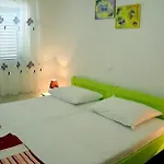 Apartament Fortudor Milna (Hvar)