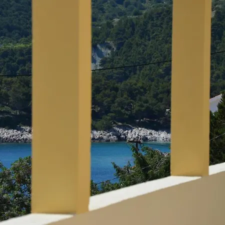 Fortudor * Milna (Hvar)